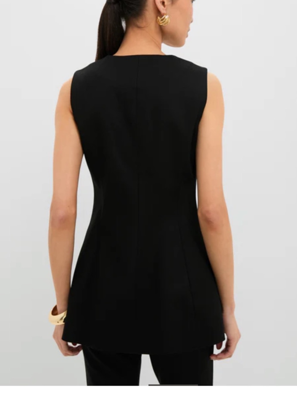 Tuckernuck Black Zip-Front Sleeveless Tunic - Picture 2 of 7